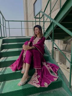 Madiha Naqvi feet photo 20