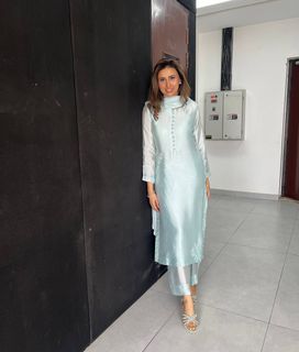Madiha Naqvi feet photo 7