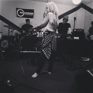 Madilyn Bailey feet photo 5