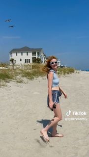 Madisen Beaty feet photo 14