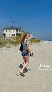 Madisen Beaty feet photo 13