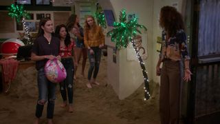 Madisen Beaty feet photo 5