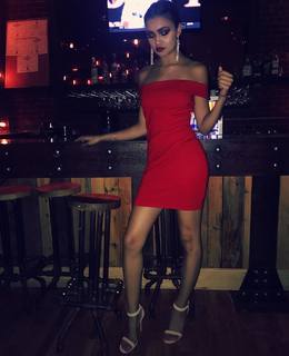 Madison Bailey feet photo thumbnail