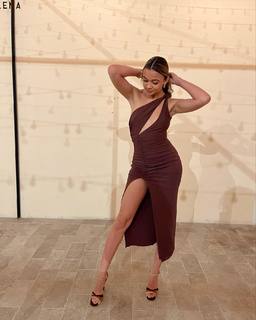 Madison Bailey feet photo thumbnail