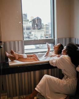 Madison Bailey feet photo thumbnail