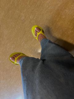 Madison Bailey feet photo 3