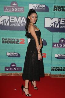 Madison Beer feet photo thumbnail