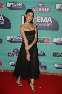 Madison Beer feet photo thumbnail