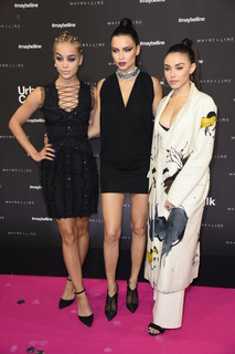 Madison Beer feet photo thumbnail