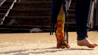 Madison Davenport feet photo 12