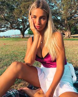 Madison Edwards feet photo 4