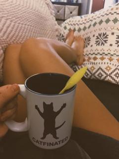 Madison Iseman feet photo thumbnail