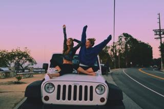 Madison Iseman feet photo thumbnail