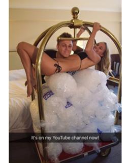 Madison Iseman feet photo thumbnail