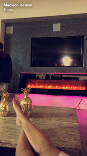 Madison Iseman feet photo thumbnail