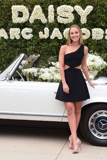 Madison Iseman feet photo thumbnail