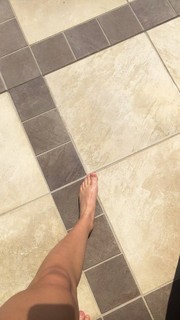 Madison Iseman feet photo thumbnail