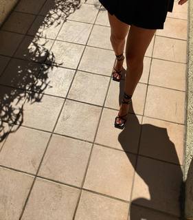 Madison Iseman feet photo thumbnail
