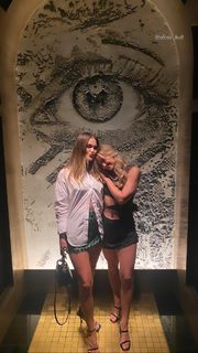 Madison Iseman feet photo thumbnail