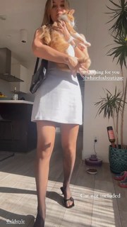 Madison Iseman feet photo thumbnail