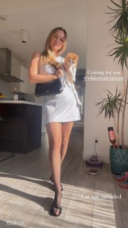 Madison Iseman feet photo thumbnail