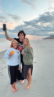 Madison Iseman feet photo thumbnail