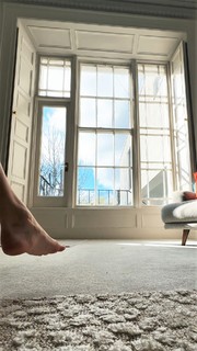 Madison Iseman feet photo thumbnail