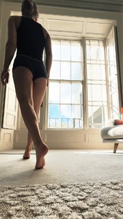 Madison Iseman feet photo thumbnail