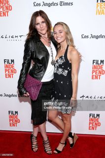 Madison Iseman feet photo thumbnail