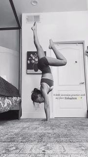 Madison Iseman feet photo thumbnail