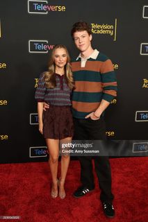 Madison Iseman feet photo thumbnail