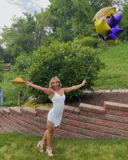 Madison Knisley feet photo 1