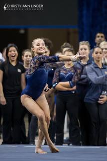Madison Kocian feet photo 15