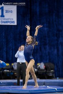 Madison Kocian feet photo 9