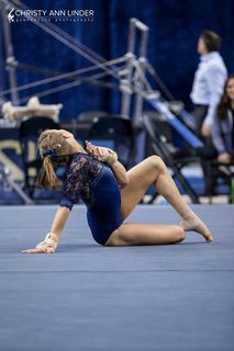 Madison Kocian feet photo 8
