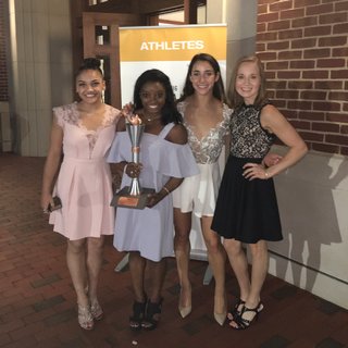 Madison Kocian feet photo 3