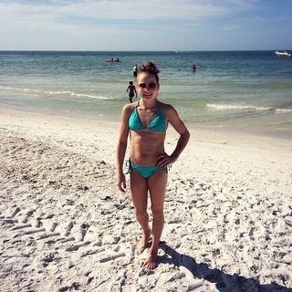 Madison Kocian feet photo 9