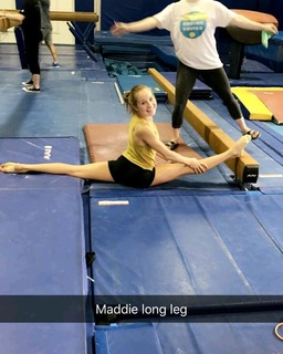 Madison Kocian feet photo 2