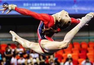 Madison Kocian feet photo 19
