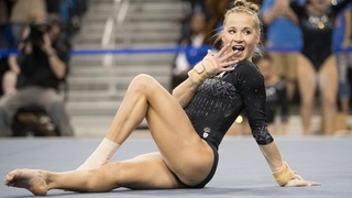 Madison Kocian feet photo 7