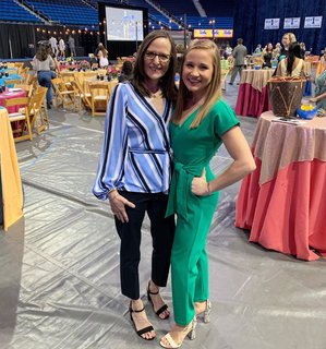 Madison Kocian feet photo 2