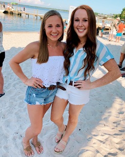 Madison Kocian feet photo 15