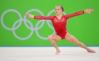 Madison Kocian feet photo 16