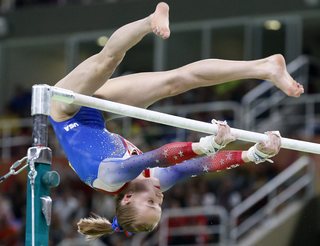 Madison Kocian feet photo 8
