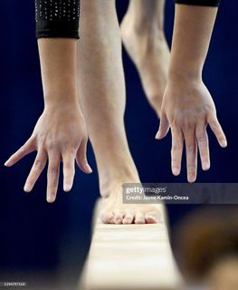 Madison Kocian feet photo 4