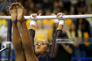 Madison Kocian feet photo 2
