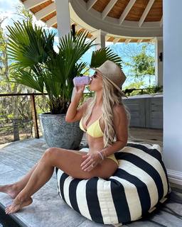 Madison LeCroy feet photo 17