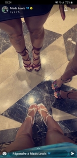 Madison Lewis feet photo thumbnail