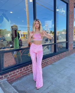 Madison Lewis feet photo thumbnail