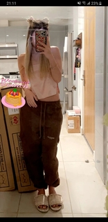 Madison Lewis feet photo thumbnail